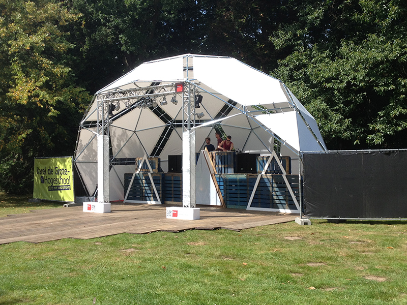 Dome tent